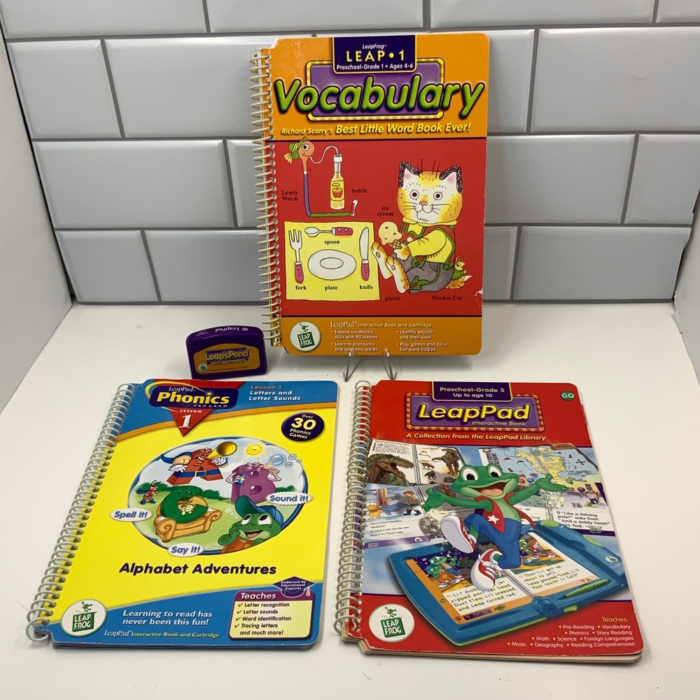 LeapFrog LeapPad Book Lot Richard Scarry Vocabulary Phonics 3 Books 1 Cartridge